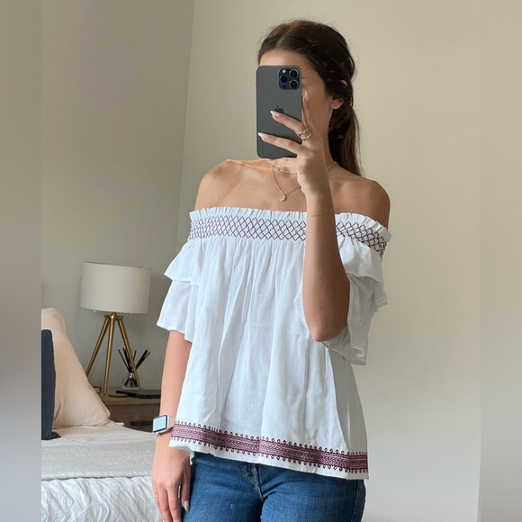 Off shoulder top - Picture 2 of 3